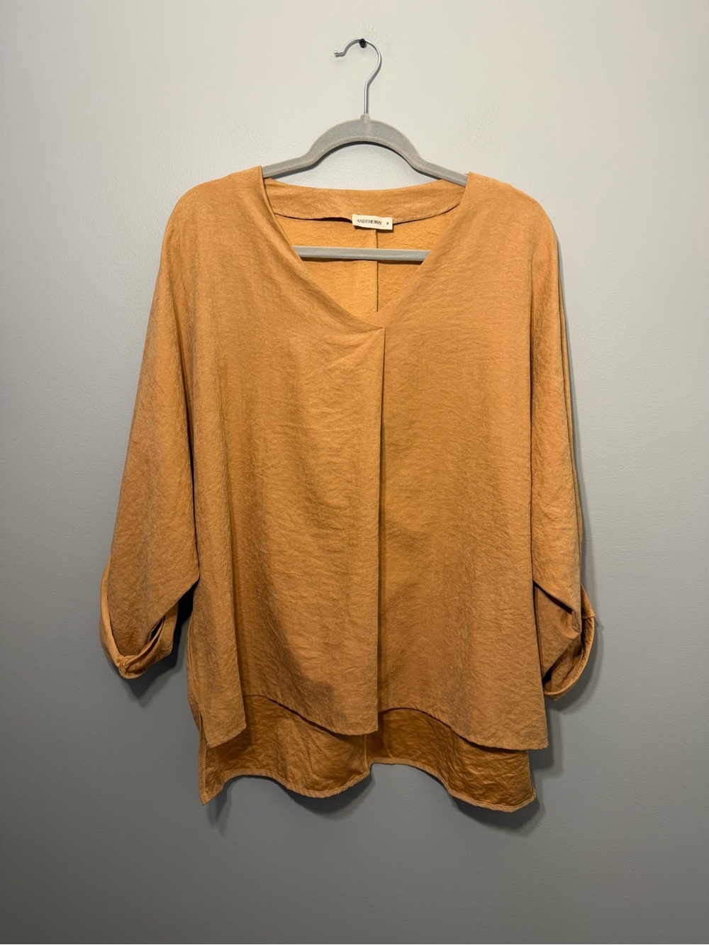 Lightweight Camel V-Neck Tunic